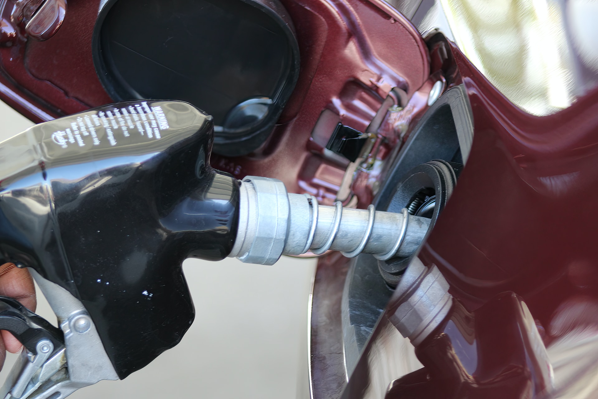 Mobile Fuel Drain Specialists Offering Rapid Vehicle Recovery